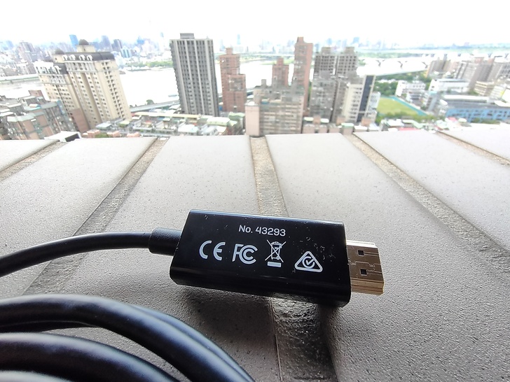 LINDY林帝主動式USB3.1 Type-C to HDMI 2.0 HDR轉接線3M (43293)：質感優異、傳輸穩定、HDR效果佳